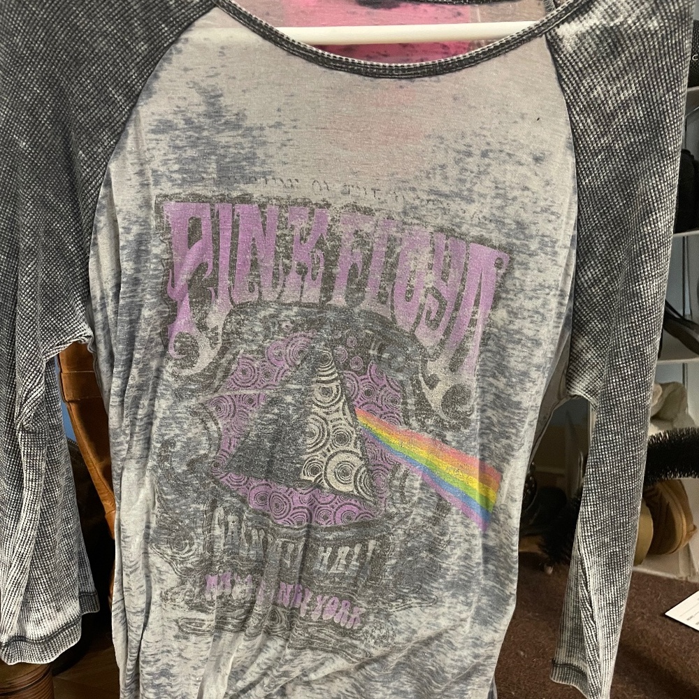 Like New without tags Recycled Karma Pink Floyd Graphic Raglan Tee in size large